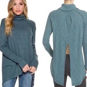 We The Free Muted Blue Split Back Turtleneck Top Small